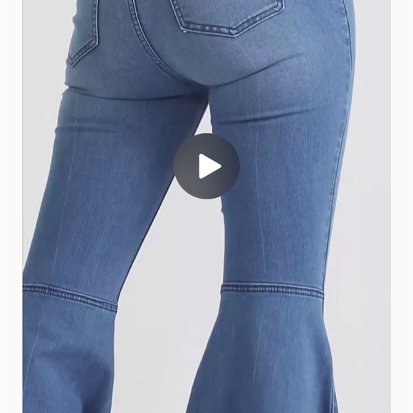 Free People Float On Jeans
Size 29
Good condition - Picture 3 of 9